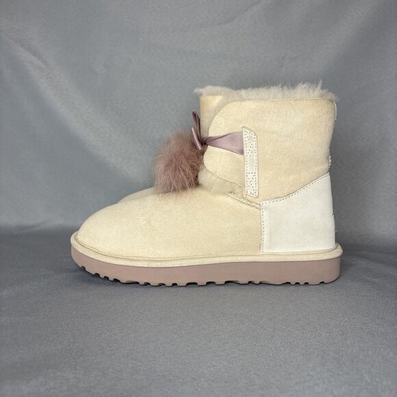 Womens 8 Ugg Boots Gita Powder Cream Purple Pompoms Gorgeous Coquette RARE! - Picture 4 of 15
